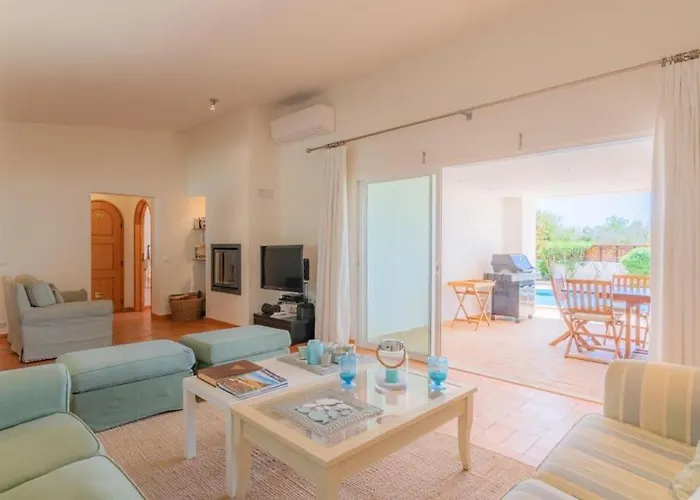 Villa Prado - Beautiful Beachfront Albufeira